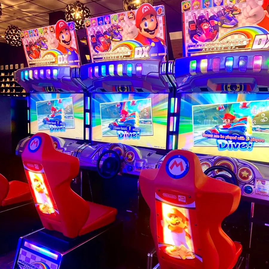 Image du carousel qui illustre: PopKfé - Bowling Karaoké Games Bar à Nancy