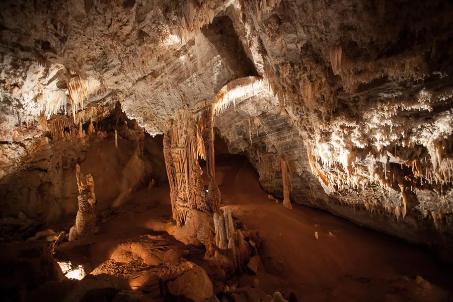 Image du carousel qui illustre: Gouffre Géant de Cabrespine à Cabrespine