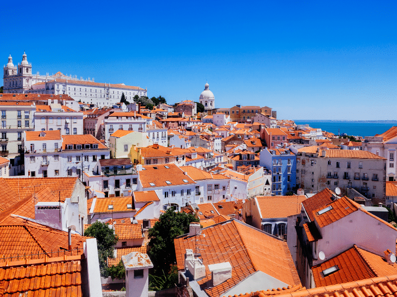 quartier de l'alfama lisbonne