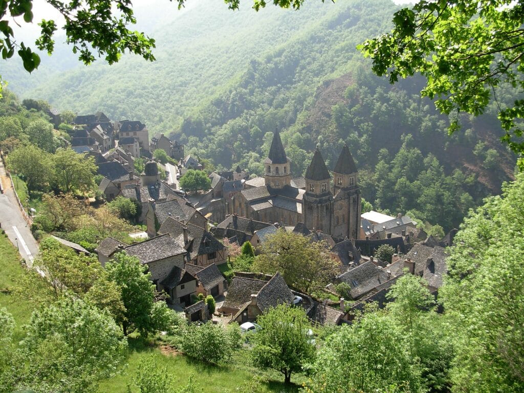 conques village