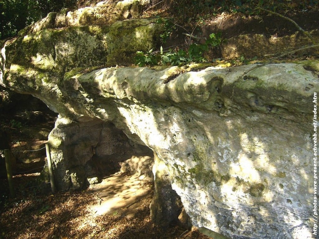 La Grotte de Pair-non-Pair