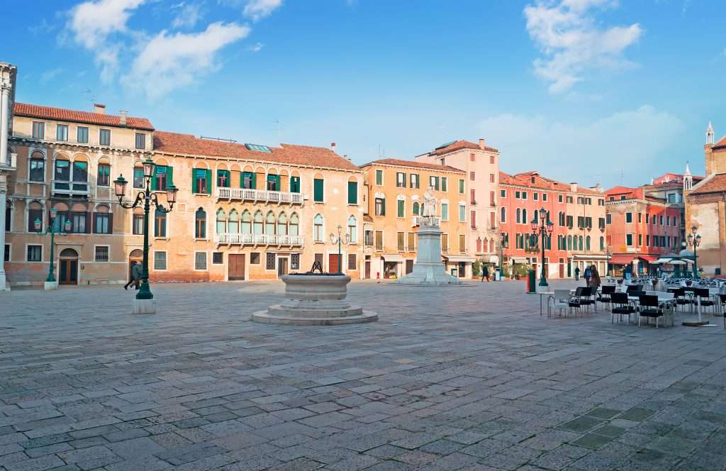 Campo Santo Stefano Venise