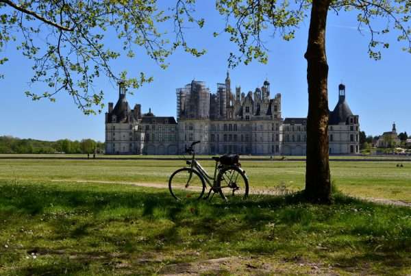chateau loire velo