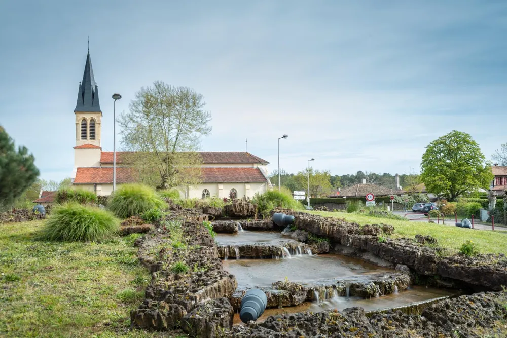 Image de couverture illustrant la destination Ychoux