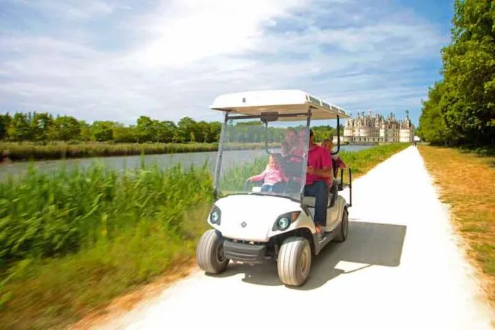 Image qui illustre: Balade En Voiturette Électrique