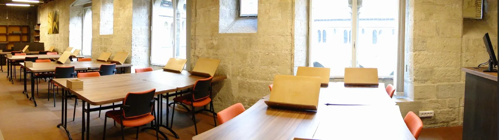 Image qui illustre: Archives Départementales De Vaucluse