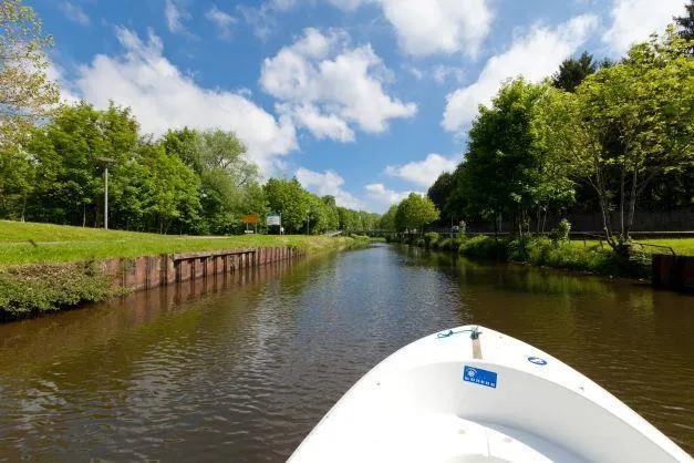 Image qui illustre: Base Natur'o - Location De Bateaux - Epinal