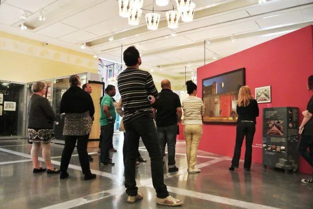 Image qui illustre: Les Dimanches Au Musée