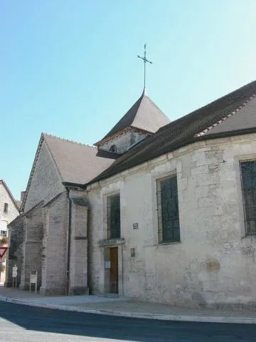 Image qui illustre: Eglise de la Nativité de la Vierge de Nicey-sur-Aire