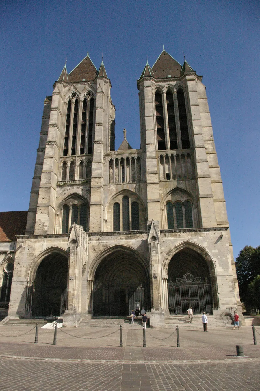 Image du carousel qui illustre: Cathédrale Notre Dame De Noyon à Noyon